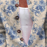Heike | Chaqueta de punto color crema con flores azules