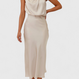 Rina Vestido Elegante de Cuello Halter Drapeado