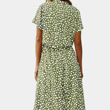 Rovena Vestido Midi de Lunares con Cuello Camisero y Cintura Ajustable