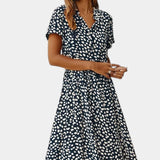 Rovena Vestido Midi de Lunares con Cuello Camisero y Cintura Ajustable