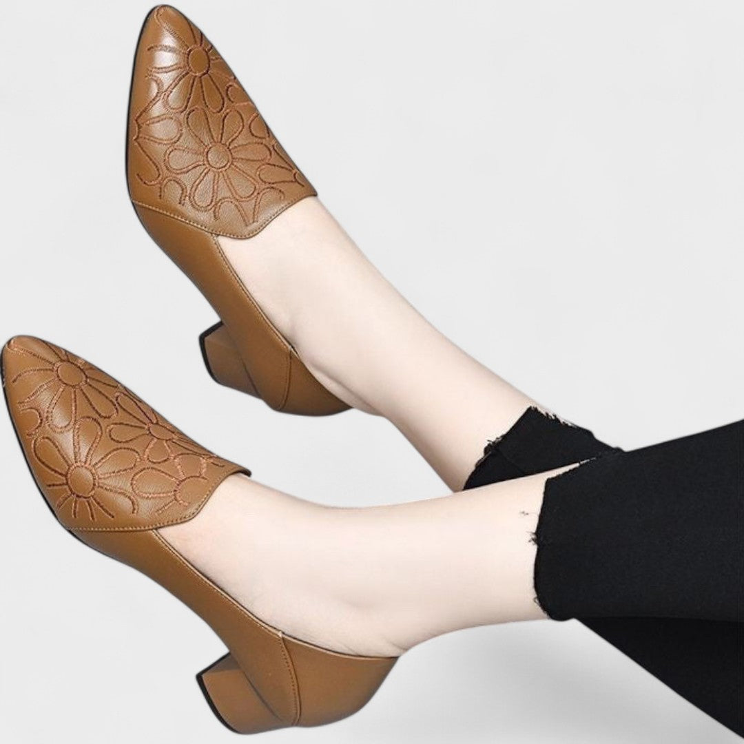 Ângela - Zapatos de tacón de piel vegana suave bordados