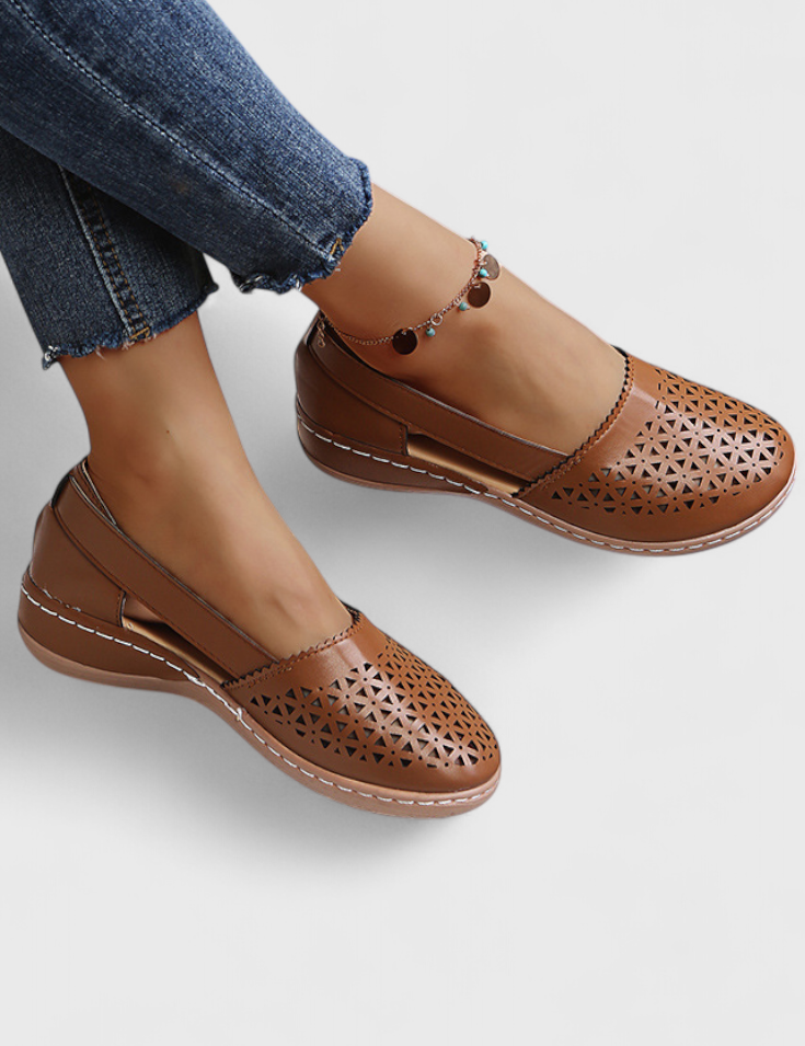 Lisanas Zapatos Ortopédicos con Diseño Calado