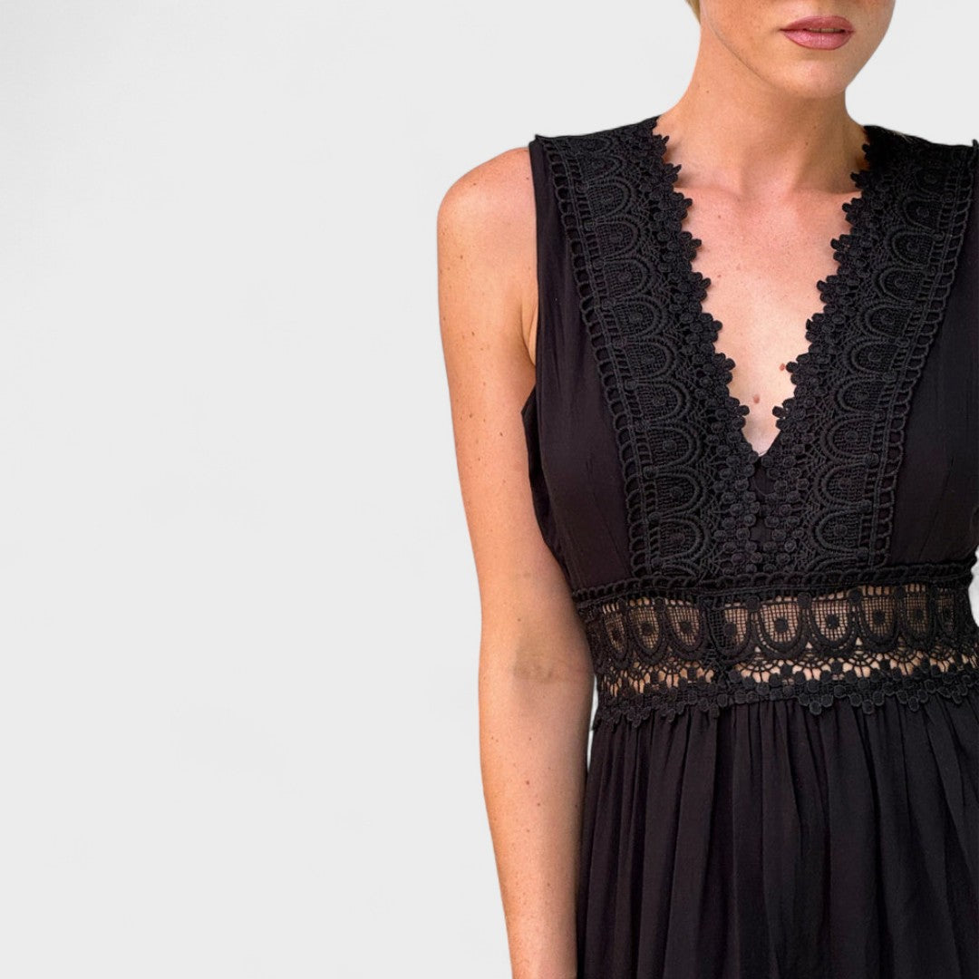 Patricia - Elegante vestido de encaje con cuello en V