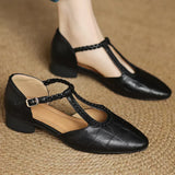 Greta – Zapatos clásicos de cuero con detalle trenzado