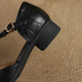 Greta – Zapatos clásicos de cuero con detalle trenzado
