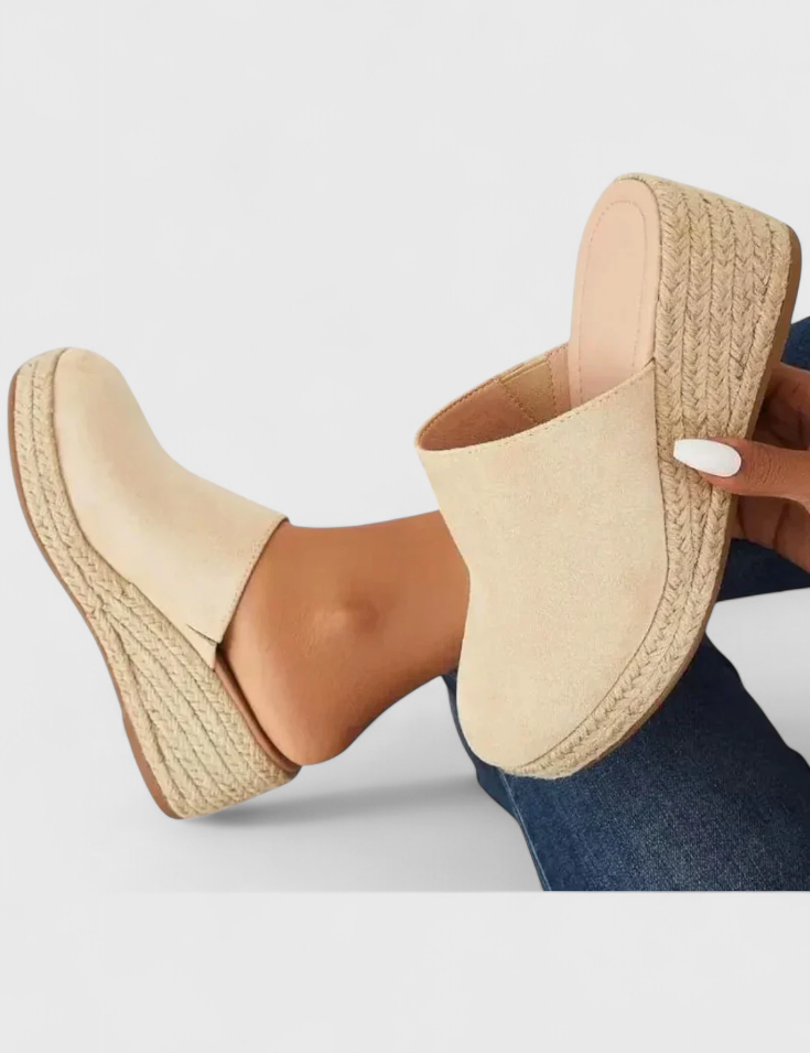 Lania Sandalia de Elegancia y Confort