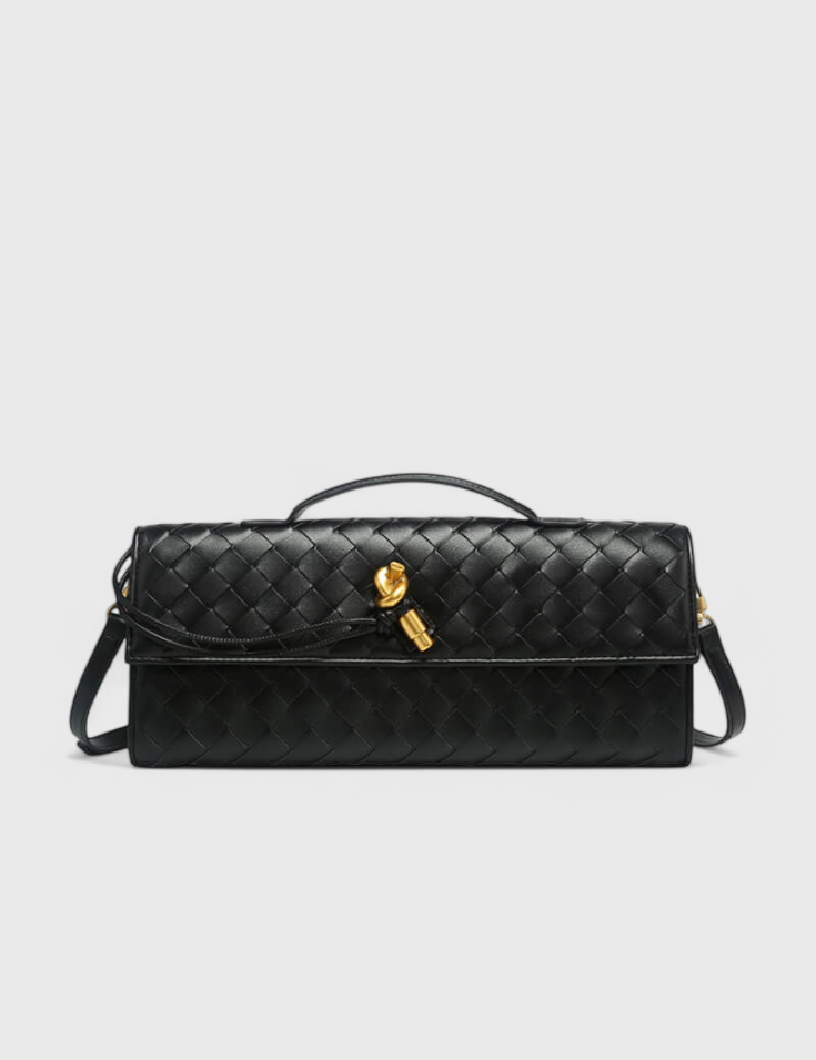 Melanie Clutch con Detalle de Nudo Dorado