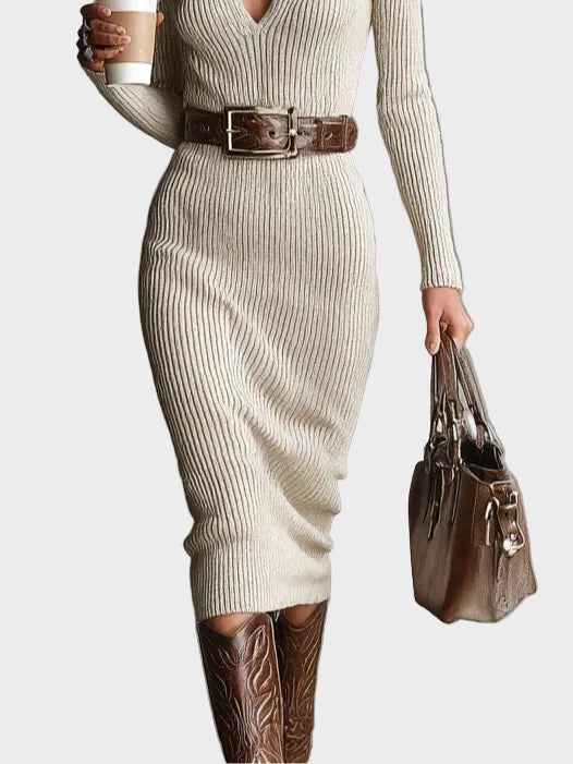 Vestido midi de punto con cinturilla y cuello alto Gabriela, detalle del tejido
