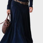 Vestido maxi de ante con cinturón Casandra, detalle del tejido