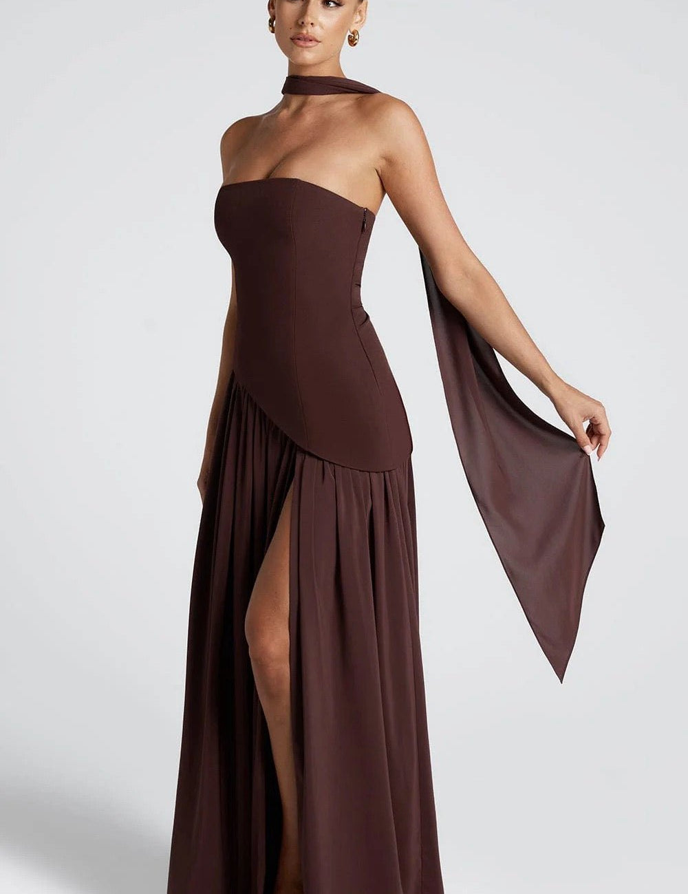 Beatriz™ | Vestido Longo com Corte Sofisticado