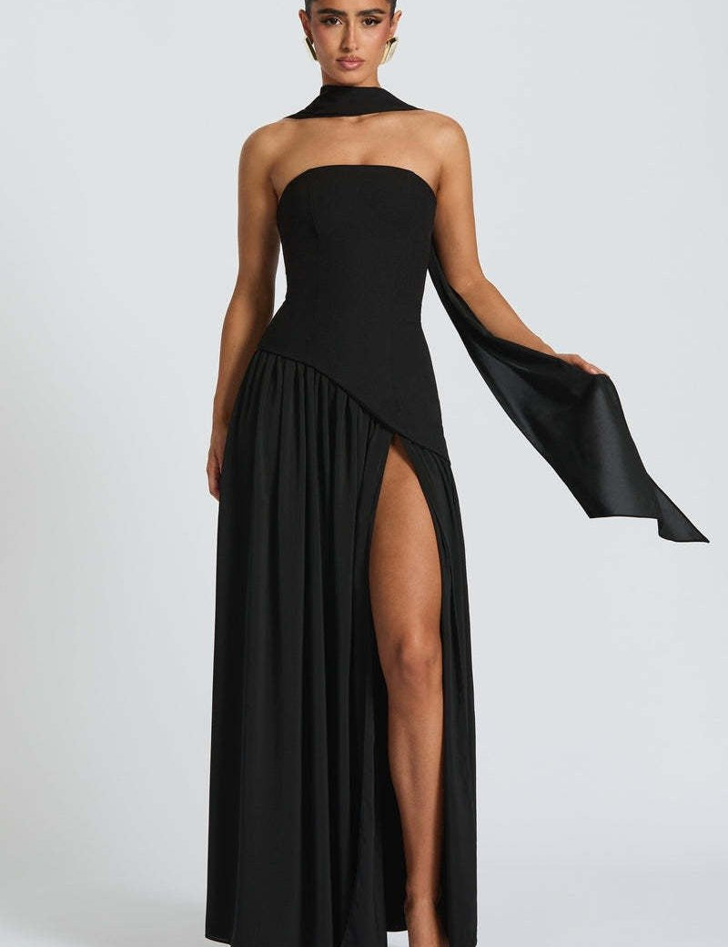 Beatriz™ | Vestido Longo com Corte Sofisticado