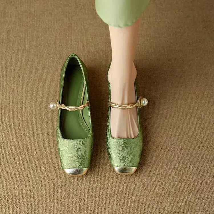 Frieda – Zapatos clásicos de tiras con un look elegante