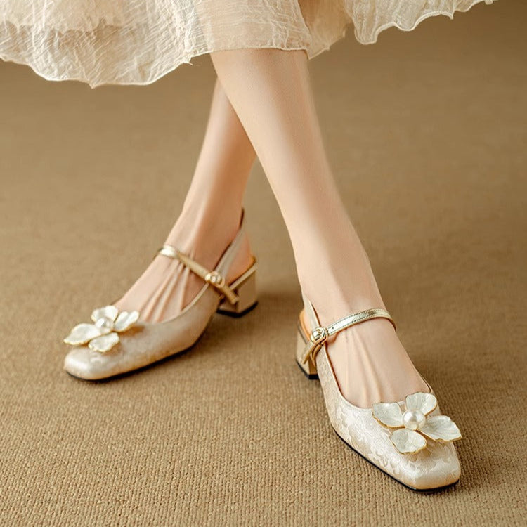 Mathilde – Zapatos de mujer elegantes con detalle floral