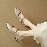Frieda – Zapatos clásicos de tiras con un look elegante